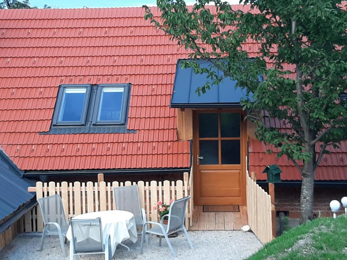 Ferienwohnung Holzer Payerbach Exterior photo